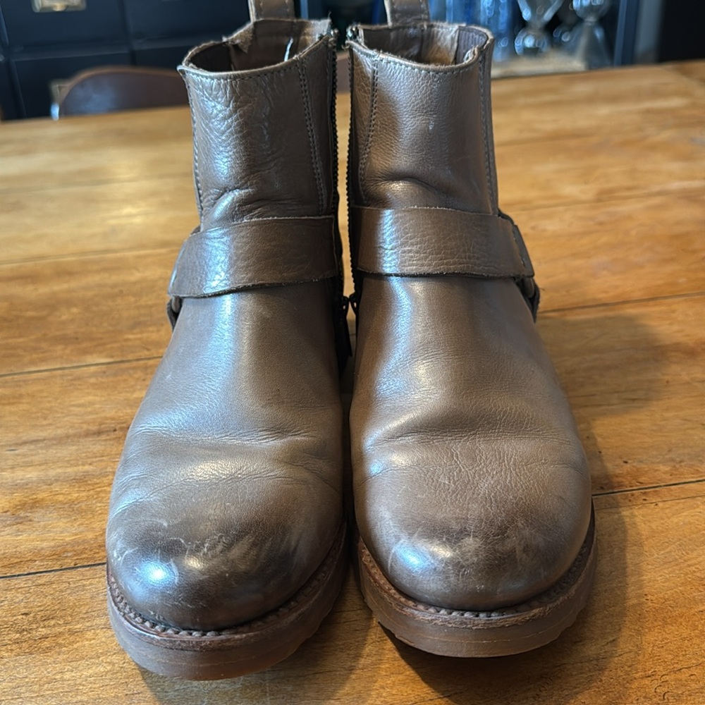 Frye boots. - Picture 2 of 7